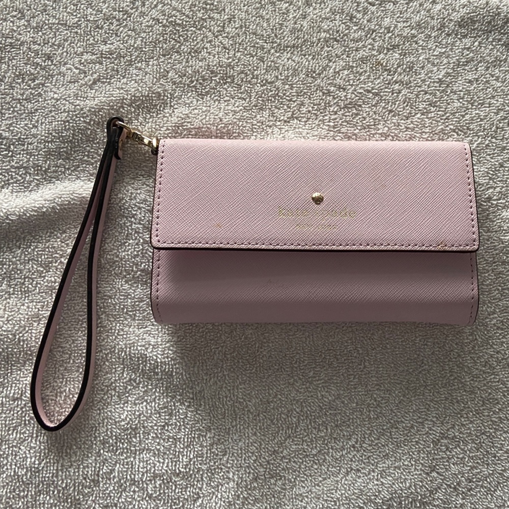 Kate Spade Light Pink Wristlet Clutch